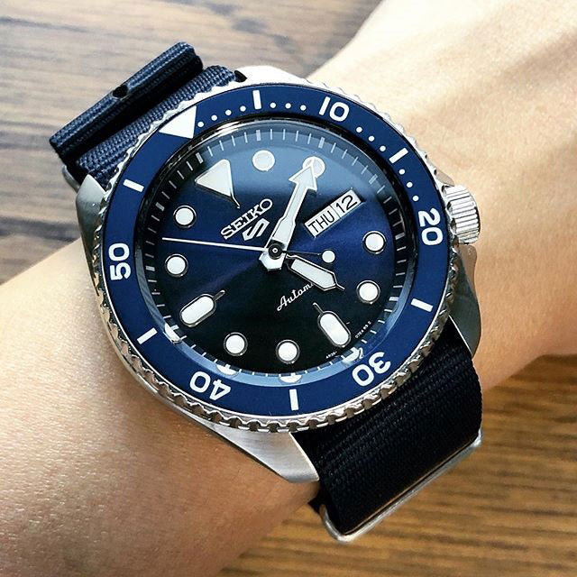 Seiko 5 Sports Automatic SKX Blue Dial Blue NATO Strap Watch For Men - SRPD51K2 - Image 15